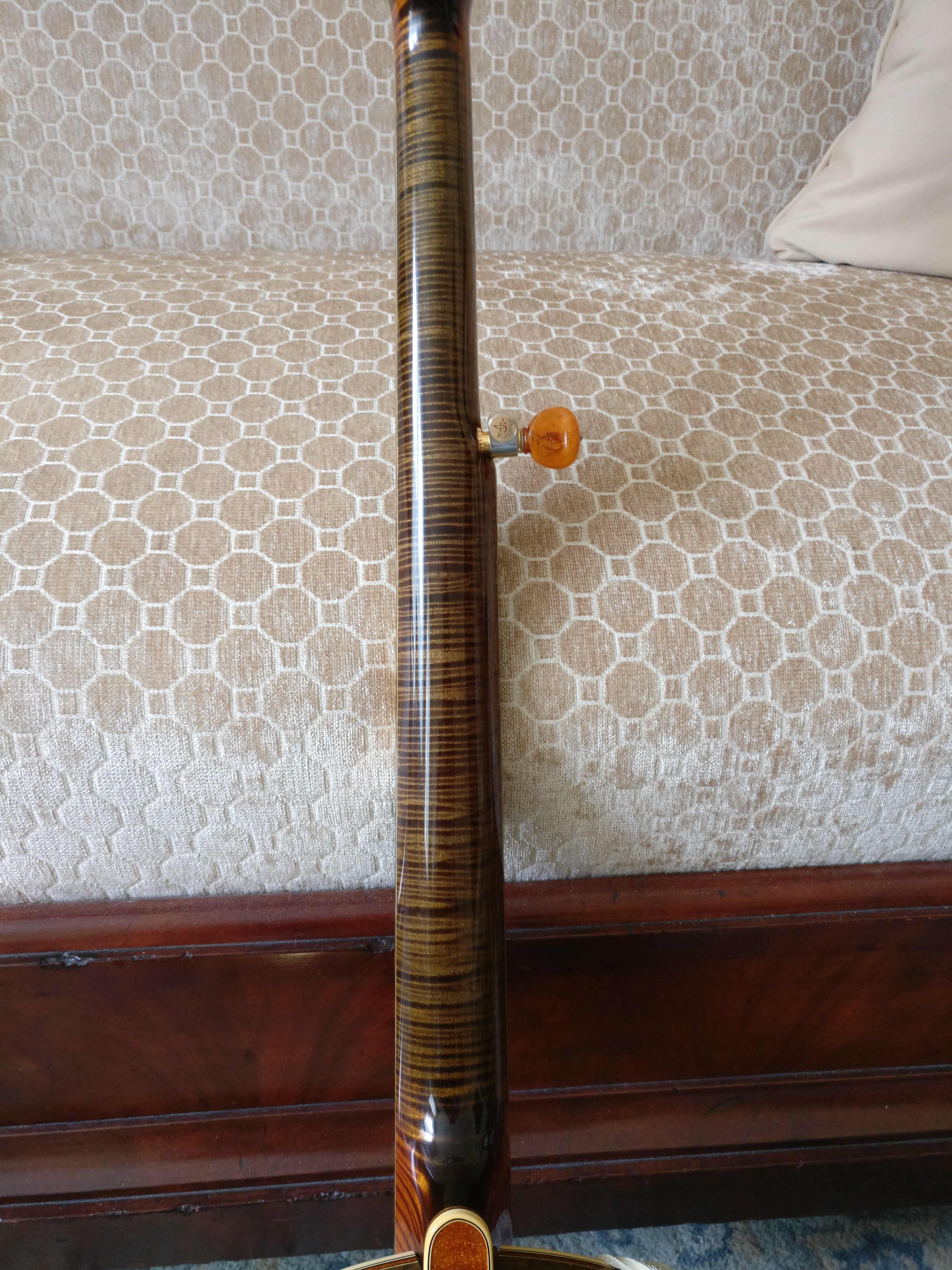 Neck grain